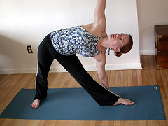 triangle pose of bikram yoga